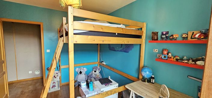 Image No.24-4 Bed House for sale