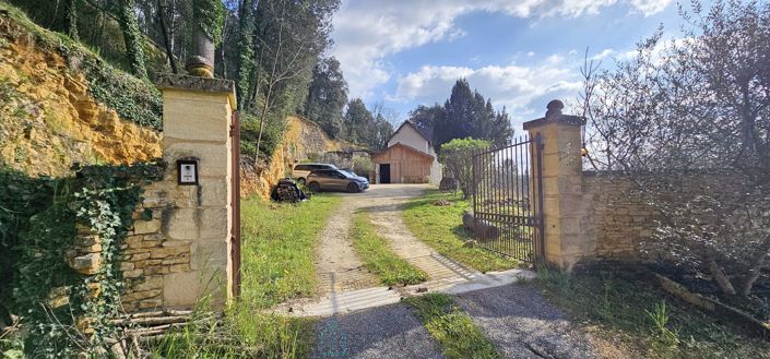 Image No.4-4 Bed House for sale