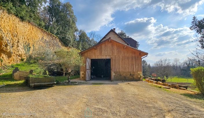 Image No.5-4 Bed House for sale