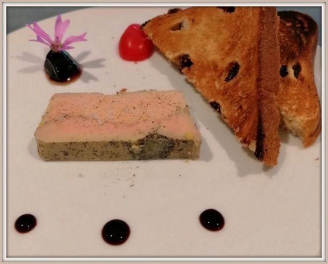 Image No.3-3 Bed Property for sale