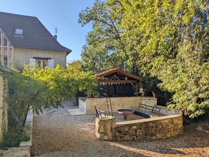 Image No.7-4 Bed House for sale