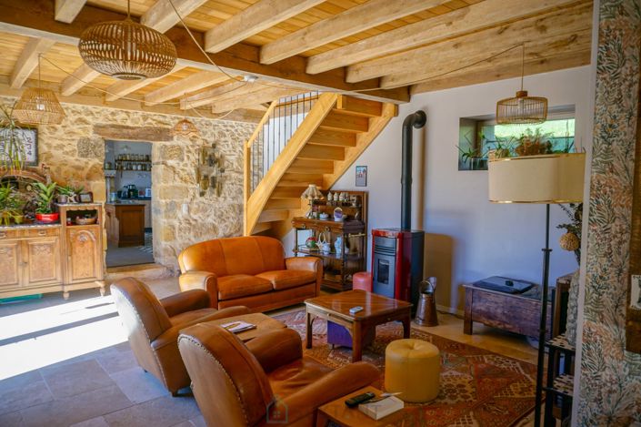 Image No.16-4 Bed Property for sale