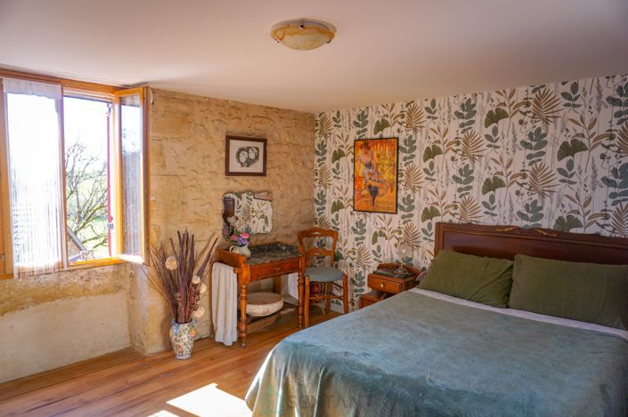 Image No.21-4 Bed Property for sale