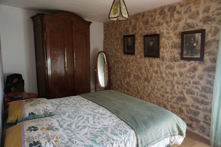 Image No.23-4 Bed Property for sale