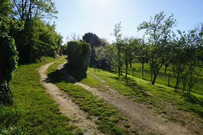 Image No.6-4 Bed Property for sale