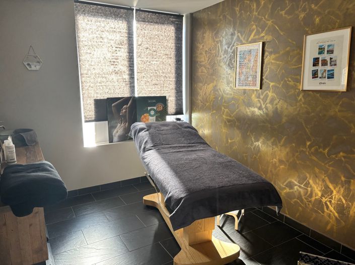 Image No.7-2 Bed Property for sale