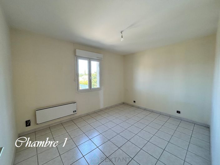 Image No.12-3 Bed Property for sale