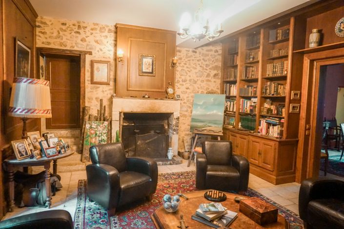 Image No.7-4 Bed Property for sale