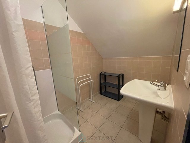 Image No.6-Propriété de 1 chambre à vendre à France