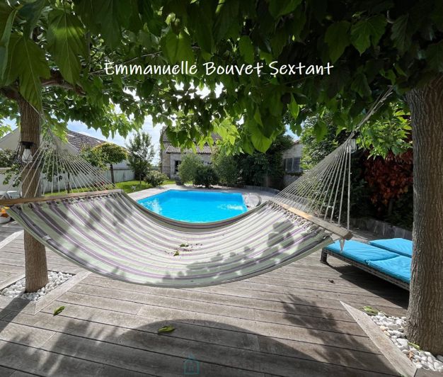 Image No.1-3 Bed Property for sale