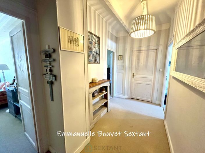 Image No.17-3 Bed Property for sale