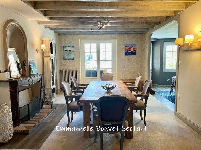 Image No.5-3 Bed Property for sale