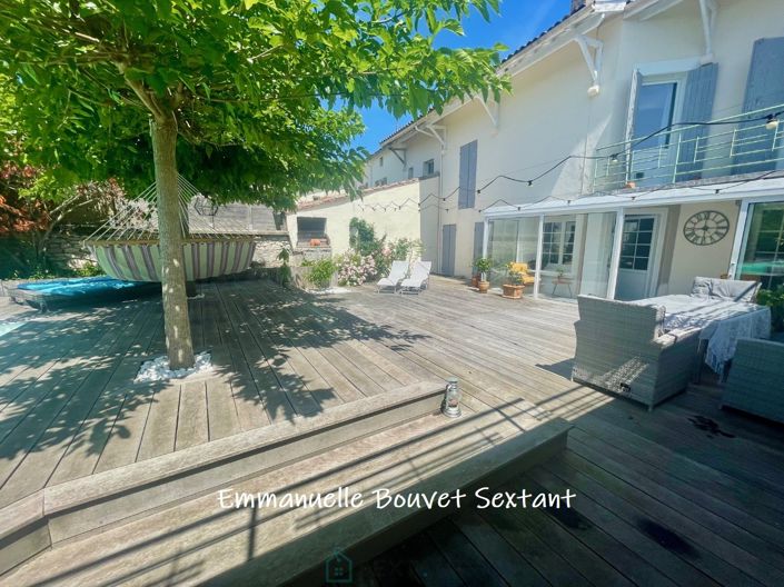 Image No.3-3 Bed Property for sale