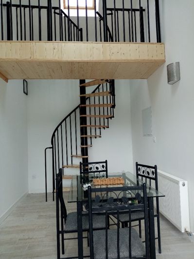 Image No.9-3 Bed House for sale