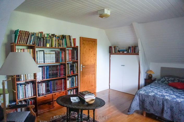 Image No.17-4 Bed Property for sale