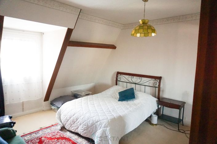 Image No.24-4 Bed Property for sale