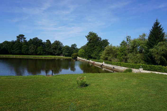 Image No.9-4 Bed Property for sale