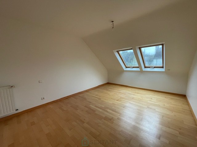 Image No.10-4 Bed House for sale