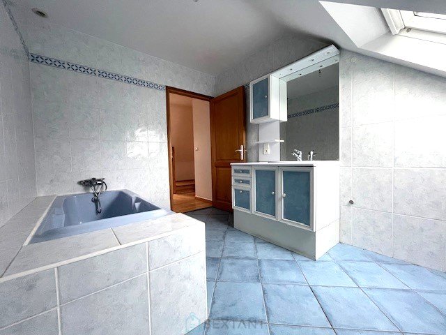 Image No.11-4 Bed House for sale