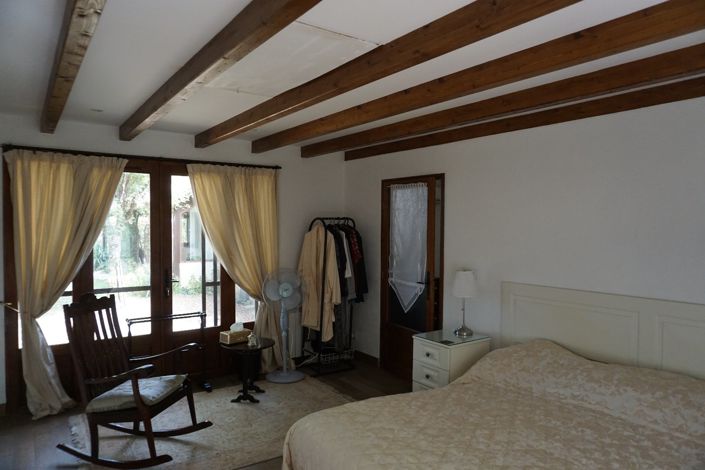 Image No.19-3 Bed Property for sale