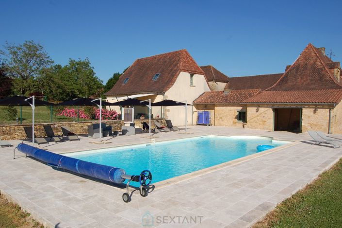 Image No.3-11 Bed Property for sale