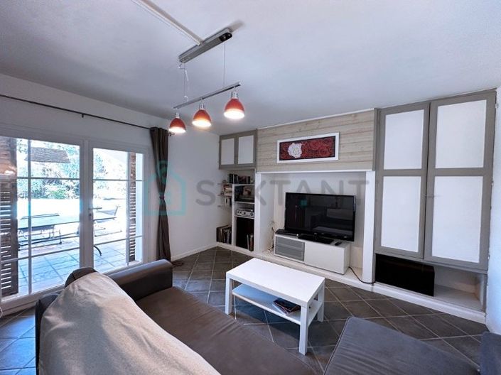 Image No.11-4 Bed Property for sale