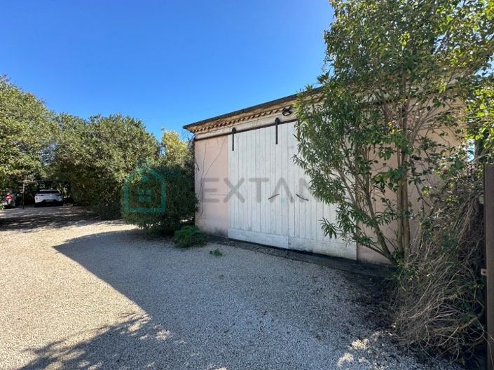 Image No.13-4 Bed Property for sale