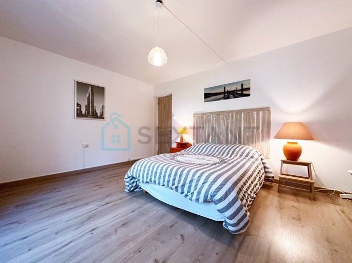 Image No.8-4 Bed Property for sale