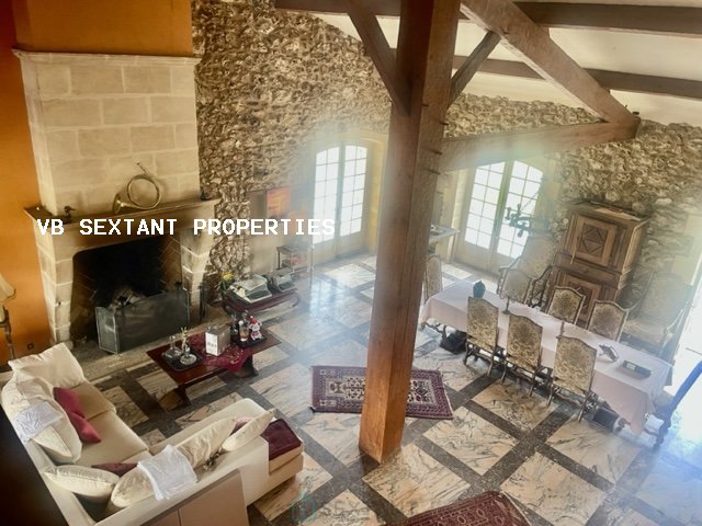 Image No.7-6 Bed Property for sale