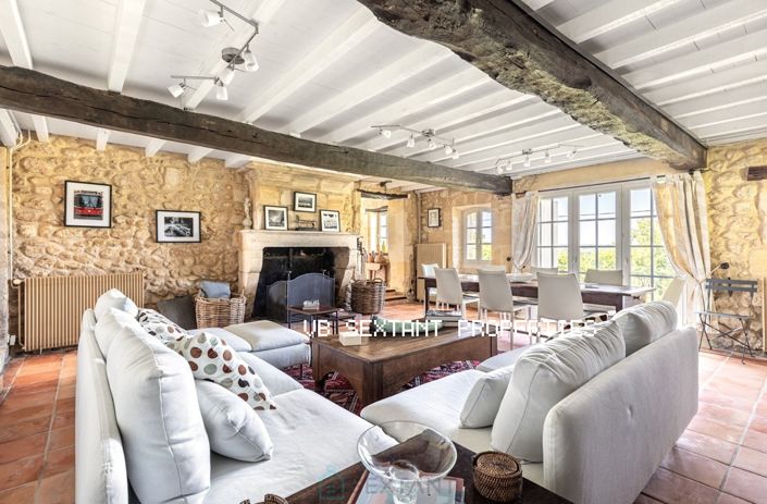 Image No.10-4 Bed Property for sale