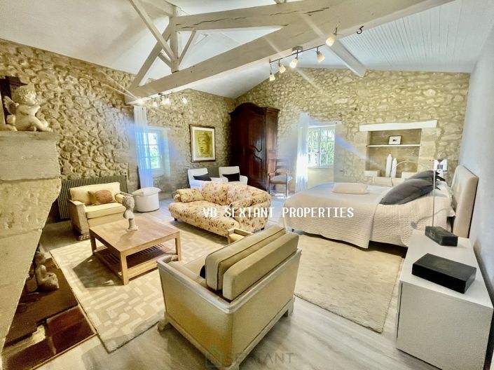 Image No.14-4 Bed Property for sale