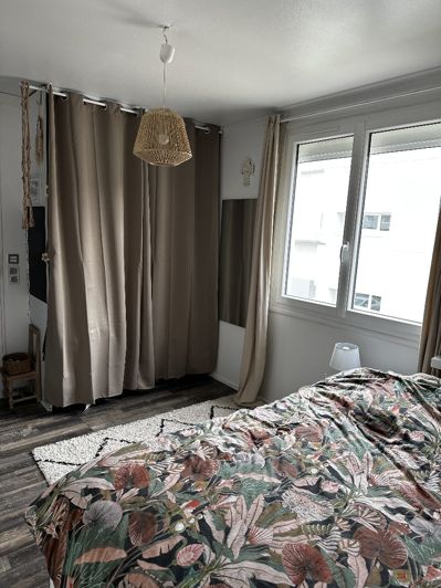 Image No.11-2 Bed Property for sale