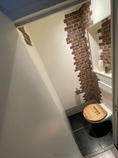 Image No.12-2 Bed Property for sale