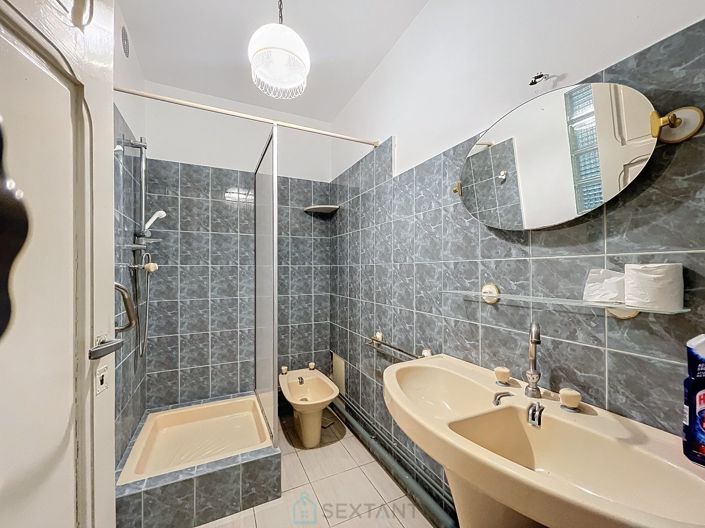 Image No.7-4 Bed House for sale