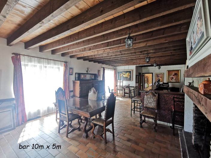 Image No.6-4 Bed Property for sale