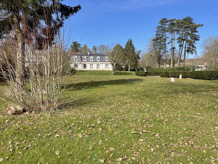 Image No.2-6 Bed Property for sale