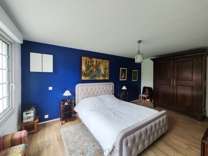 Image No.20-4 Bed House for sale