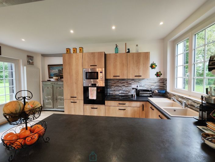 Image No.4-4 Bed House for sale