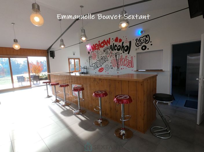 Image No.21-15 Bed Property for sale