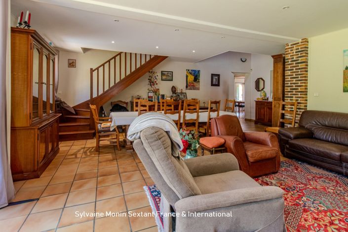 Image No.11-4 Bed Villa for sale