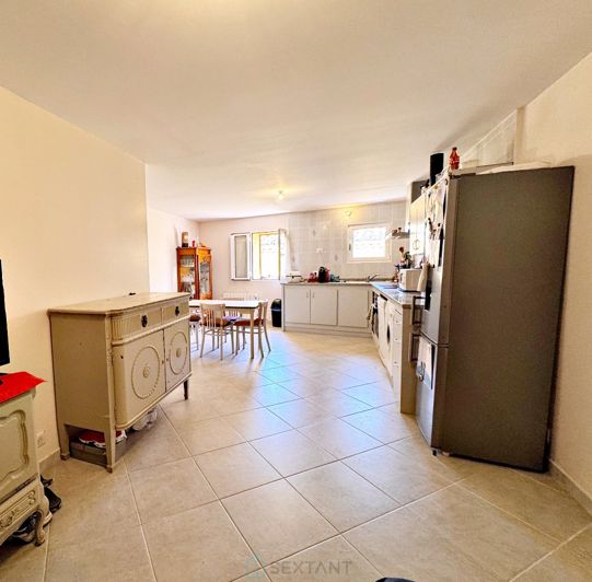 Image No.3-1 Bed Property for sale