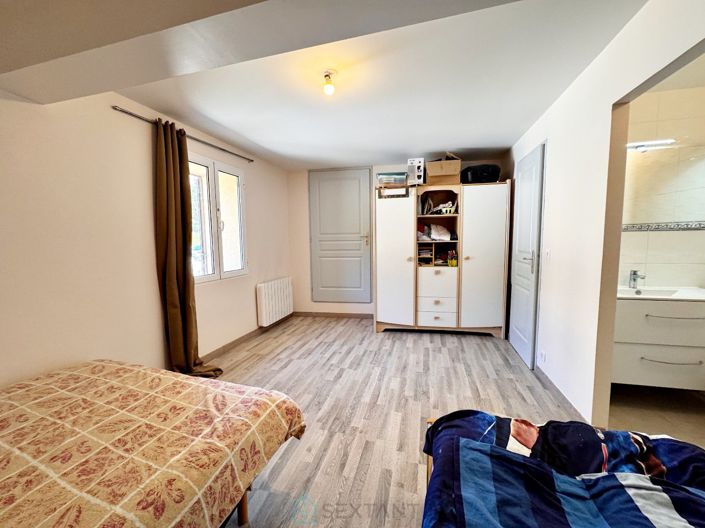 Image No.6-1 Bed Property for sale