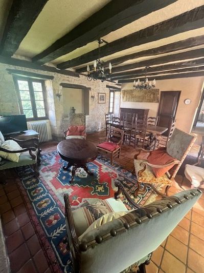 Image No.6-5 Bed Property for sale