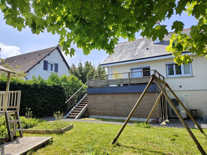 Image No.1-4 Bed House for sale
