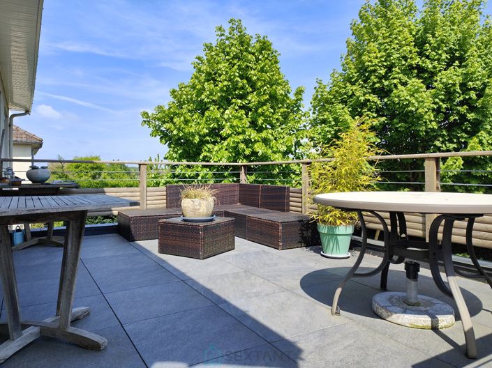 Image No.6-4 Bed House for sale