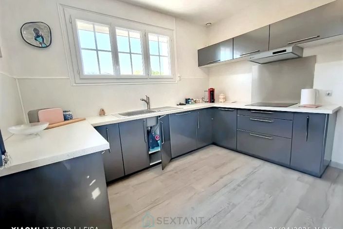 Image No.4-4 Bed House for sale