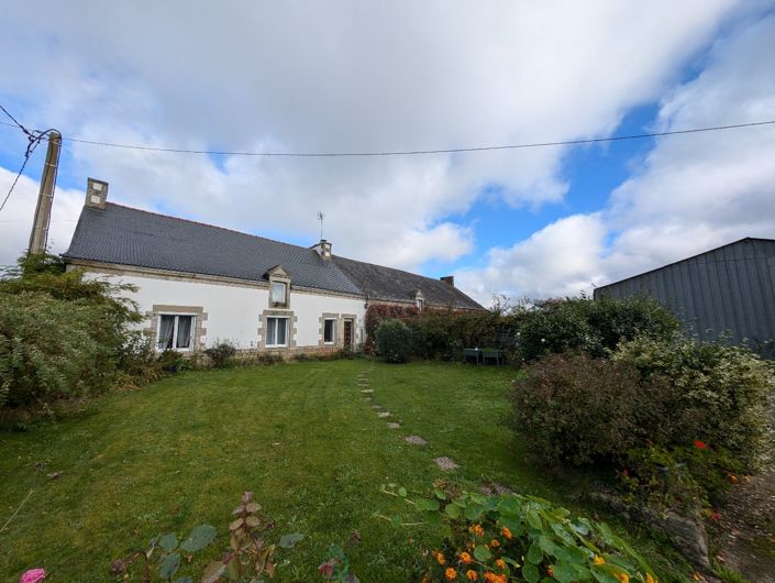 Image No.11-3 Bed Property for sale