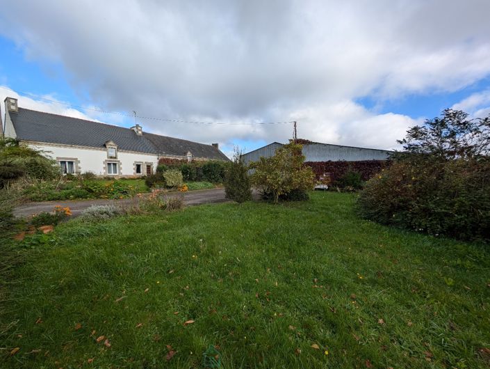 Image No.20-3 Bed Property for sale