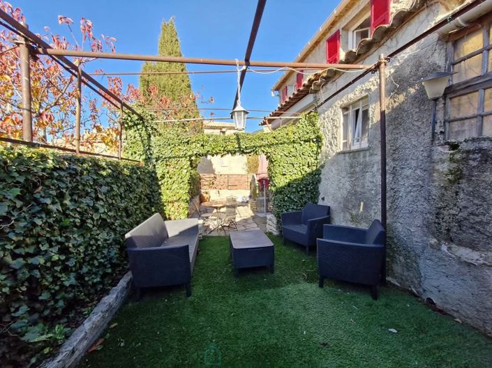 Image No.10-2 Bed House for sale