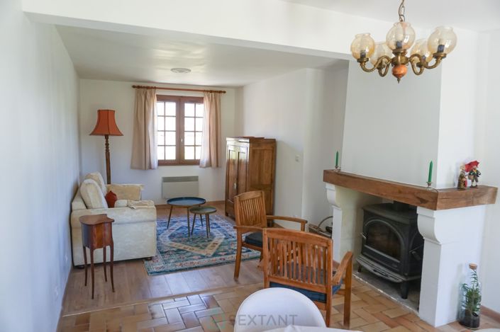 Image No.12-4 Bed Property for sale